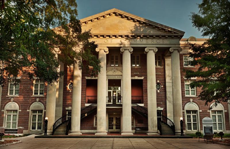 CULVERHOUSE COLLEGE OF COMMERCE- THE UNIVERSITY OF ALABAMA BUILDING EXTERIOR