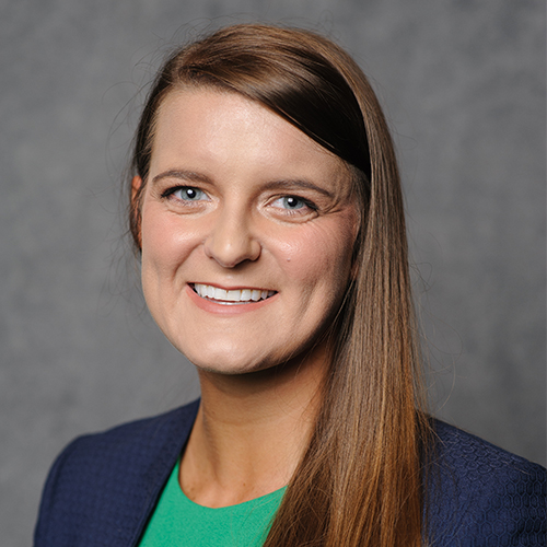 jennifer nunnelley headshot